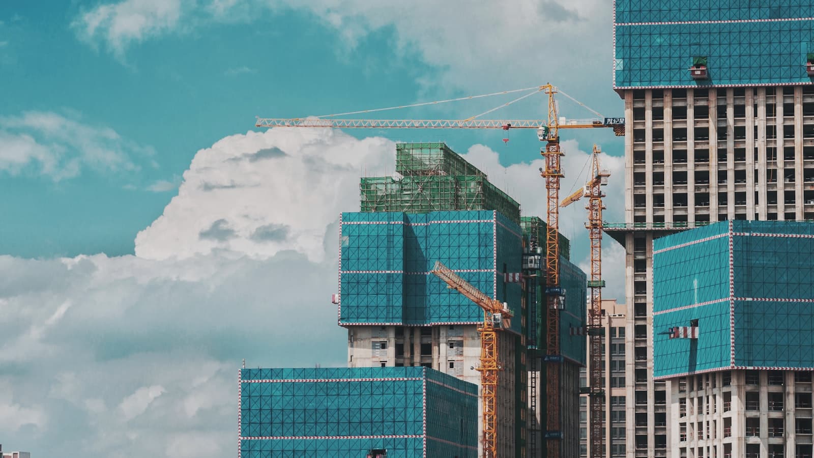 Mixed-Use Development: 12,000 m²